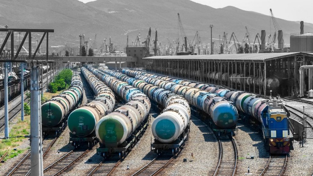 Analysts warn oil markets remain exposed to fresh price spikes despite retreat to pre-war levels