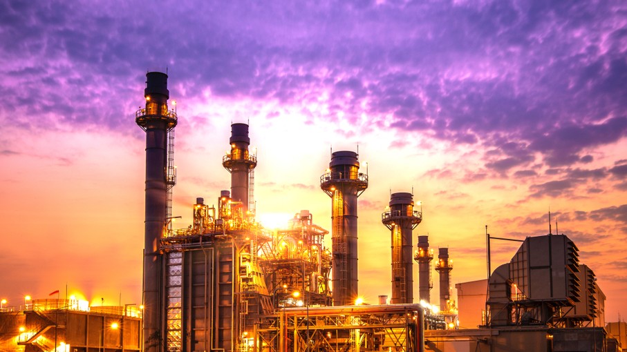 China Lifts Refined Fuel Export Curbs, Clearing State and One Private Refiner