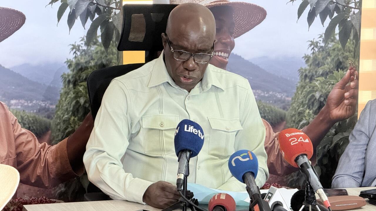 Côte d’Ivoire cocoa forum reviews unsold stocks after farmgate price cut