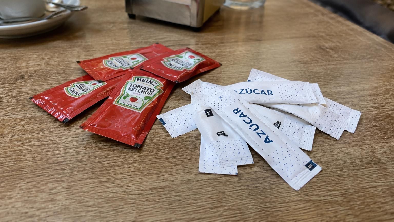 Spain to ban single-use plastic condiment sachets in hospitality from 2030