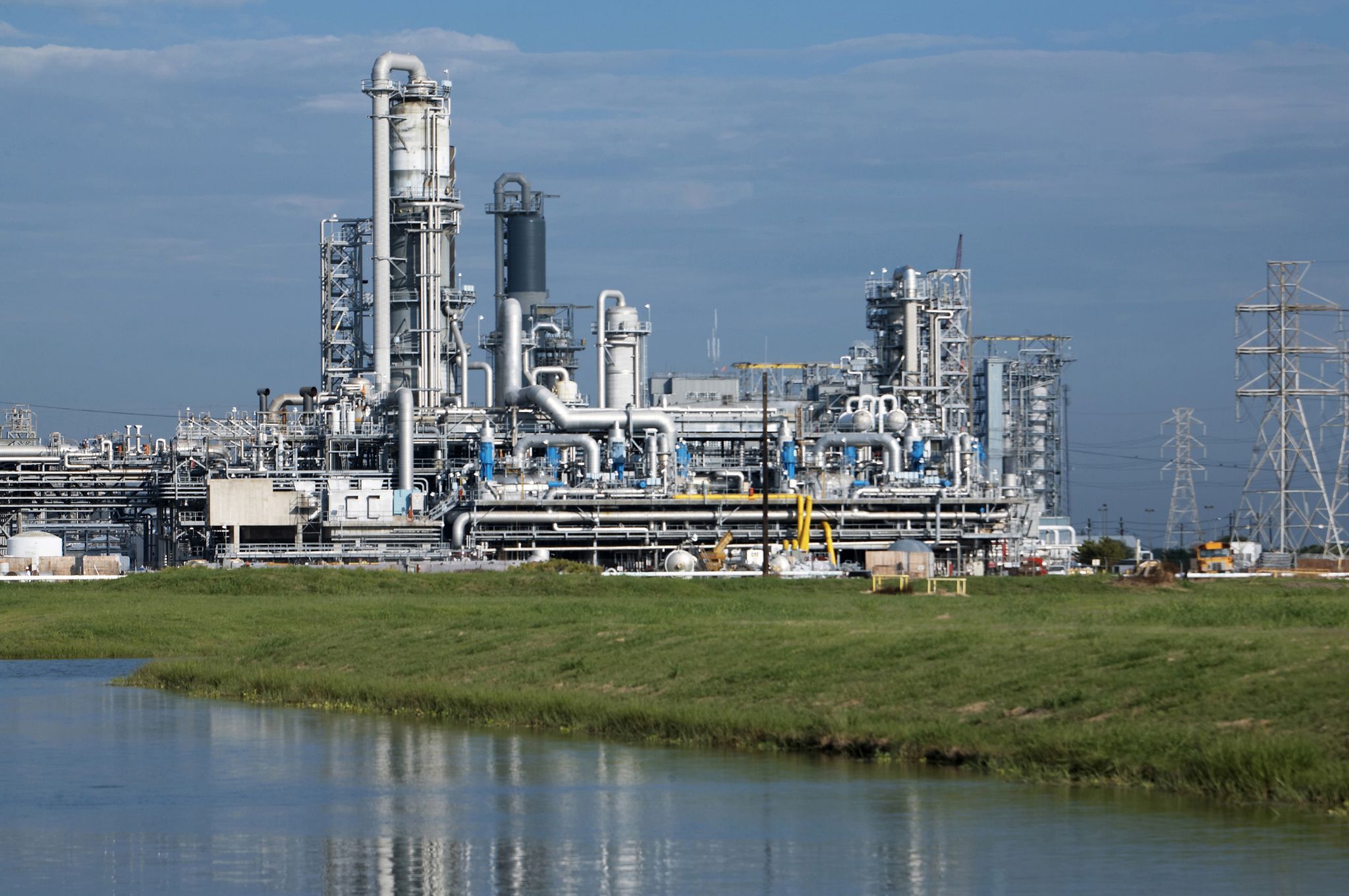 Federal probe targets Texas Gulf Coast fertilizer plants over alleged market manipulation