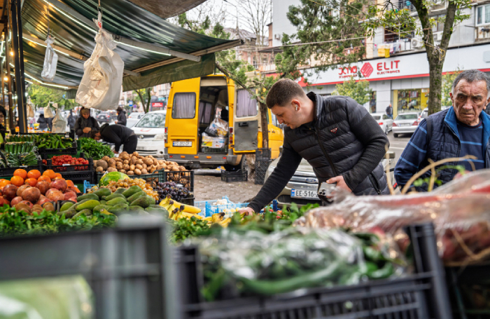 Georgia and Azerbaijan Expand Food Shipments to Russia as Armenian Trade Faces Curbs