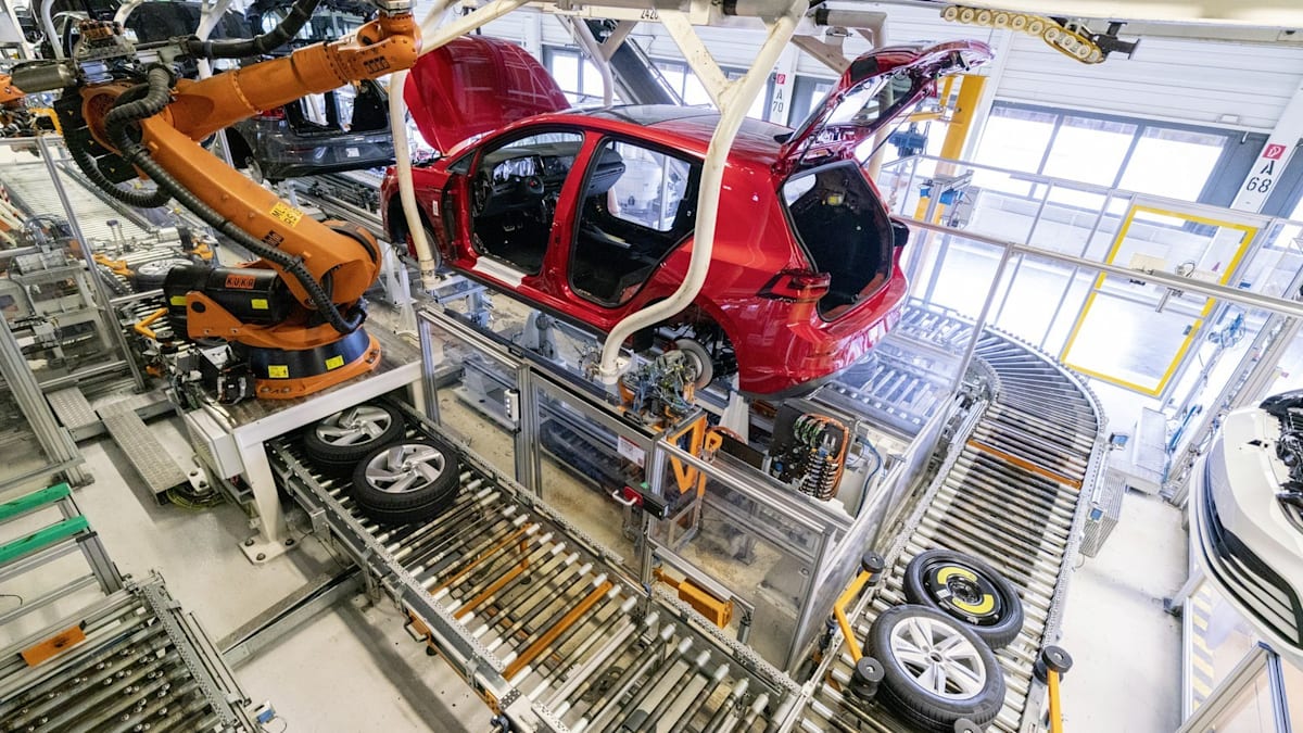 German car production and exports fall in July as electric registrations surge
