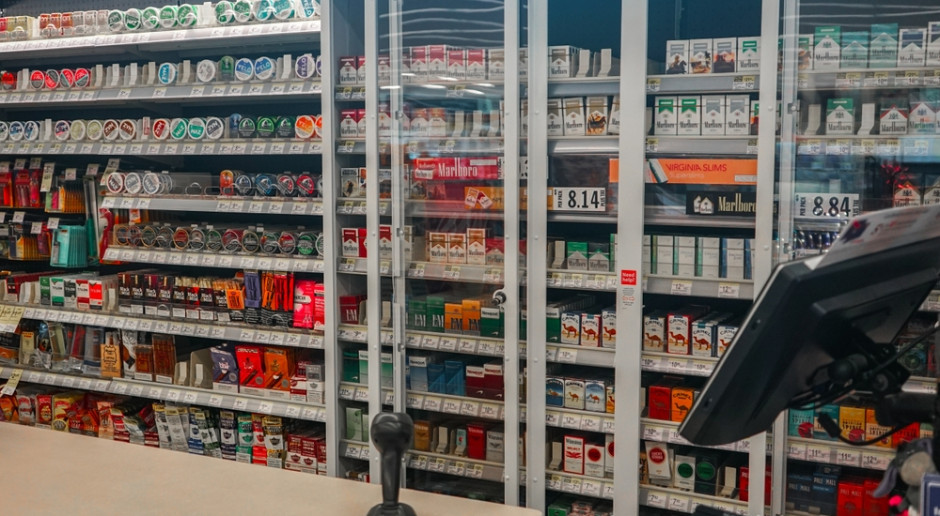 Nicotine pouches gain ground in Poland as tobacco groups pursue higher margins