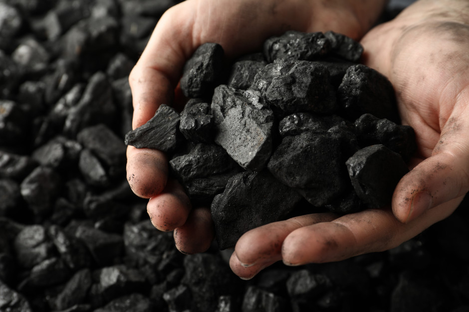 Poland may need large coal imports for winter despite higher domestic mining