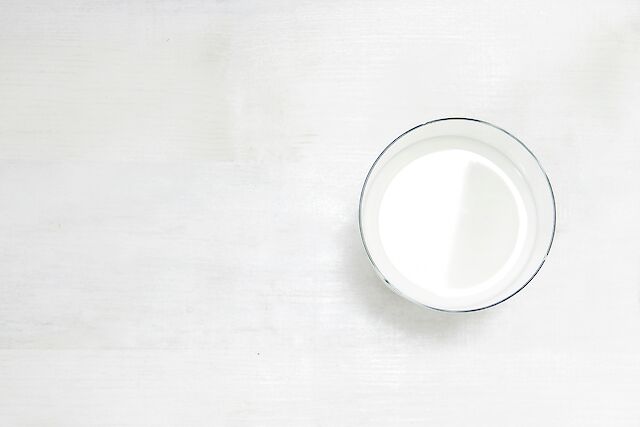 La producción ucraniana de leche cruda cae un 15% en julio
