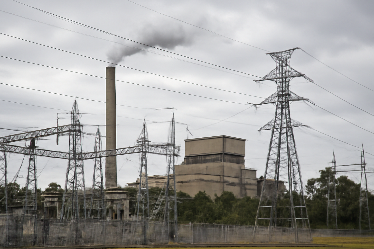 Victoria and South Australia face power shortage risk as Yallourn retirement approaches