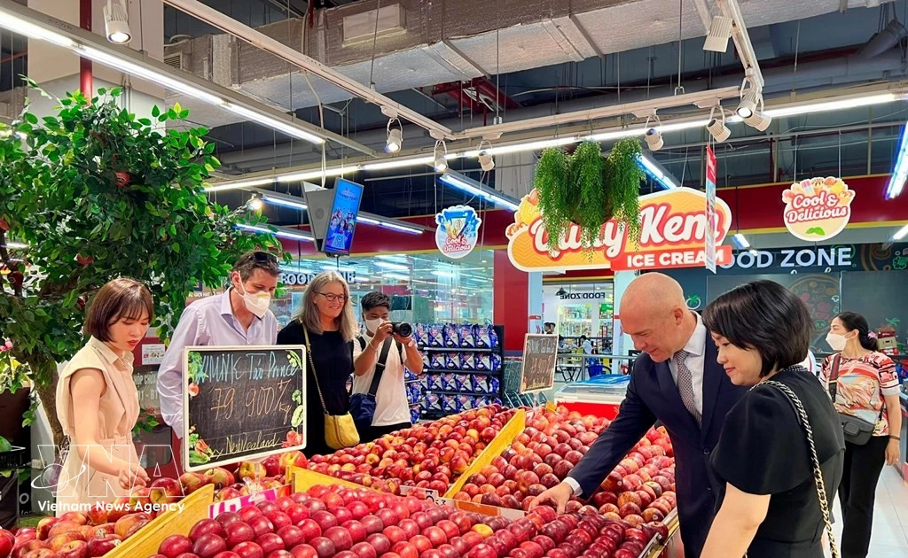 Vietnamese demand lifts Australian and New Zealand fruit imports