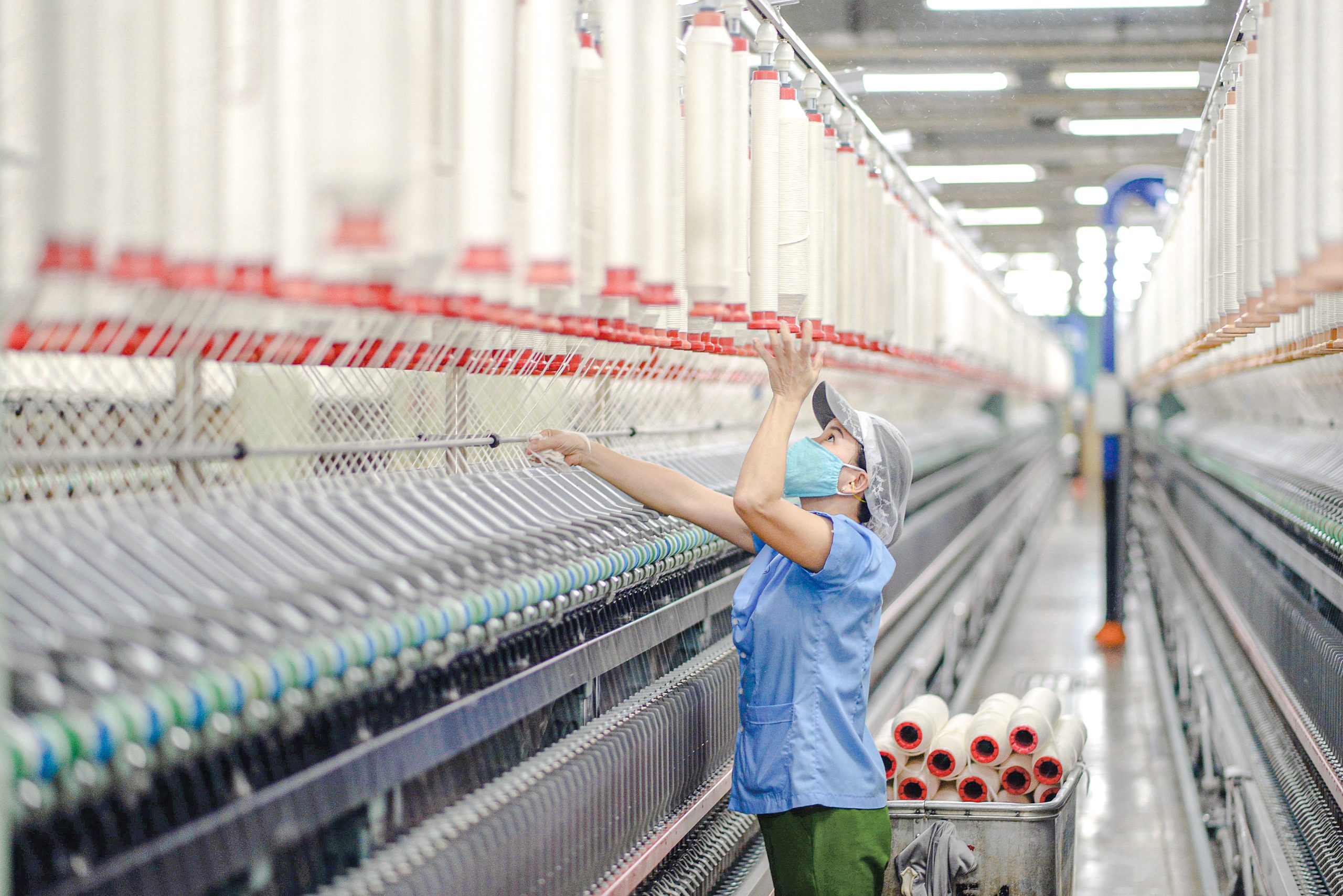 Vietnam’s textile exports rise to $27.02 billion as demand and competition weigh on orders