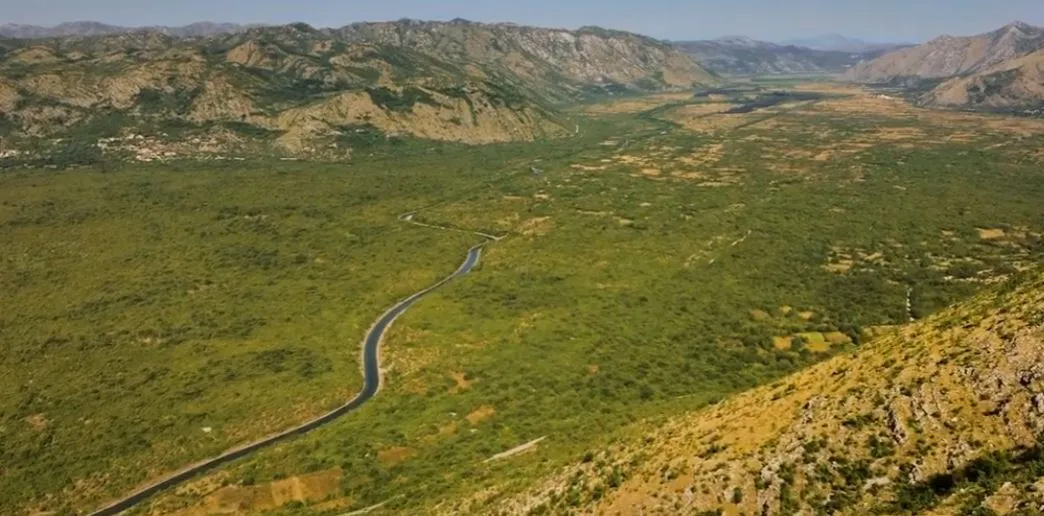 Bosnien importiert Lebensmittel für fast 5,5 Milliarden KM – nur 10 Prozent von Popovo polje werden bewirtschaftet