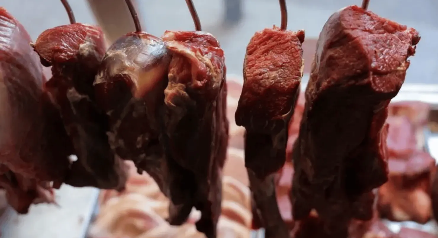 La cuota china presiona a la baja los precios de la carne en Brasil