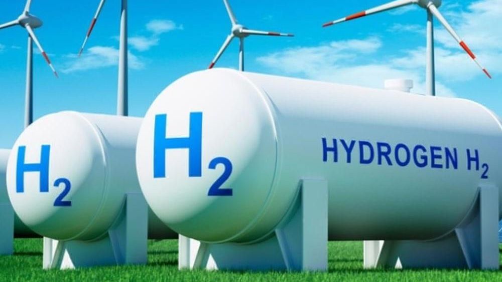 Committed clean hydrogen investment exceeds $130 billion across 570 projects
