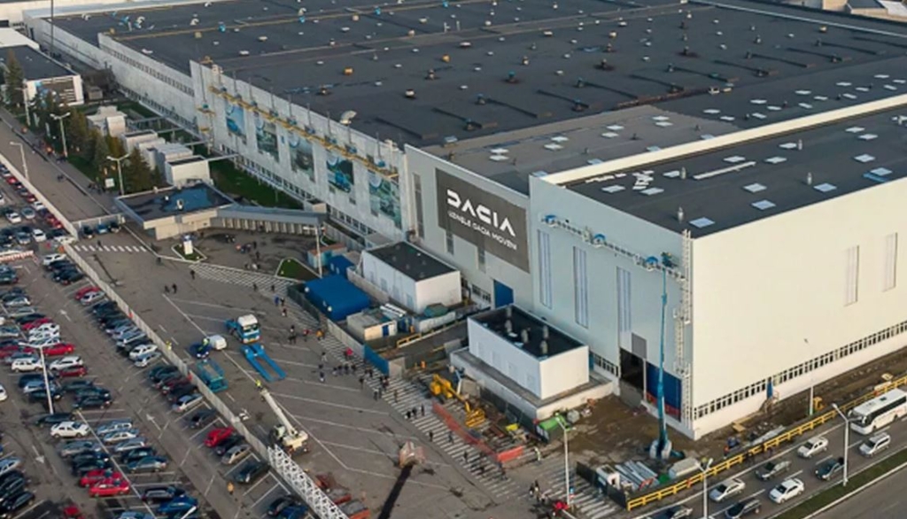 Dacia warns Romanian output will fall by double digits in 2026 as 1,700 staff leave