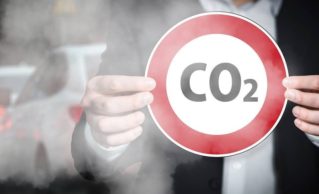 EU-Staaten wollen überschüssige CO2-Zertifikate im ETS behalten, um Energiekosten zu dämpfen