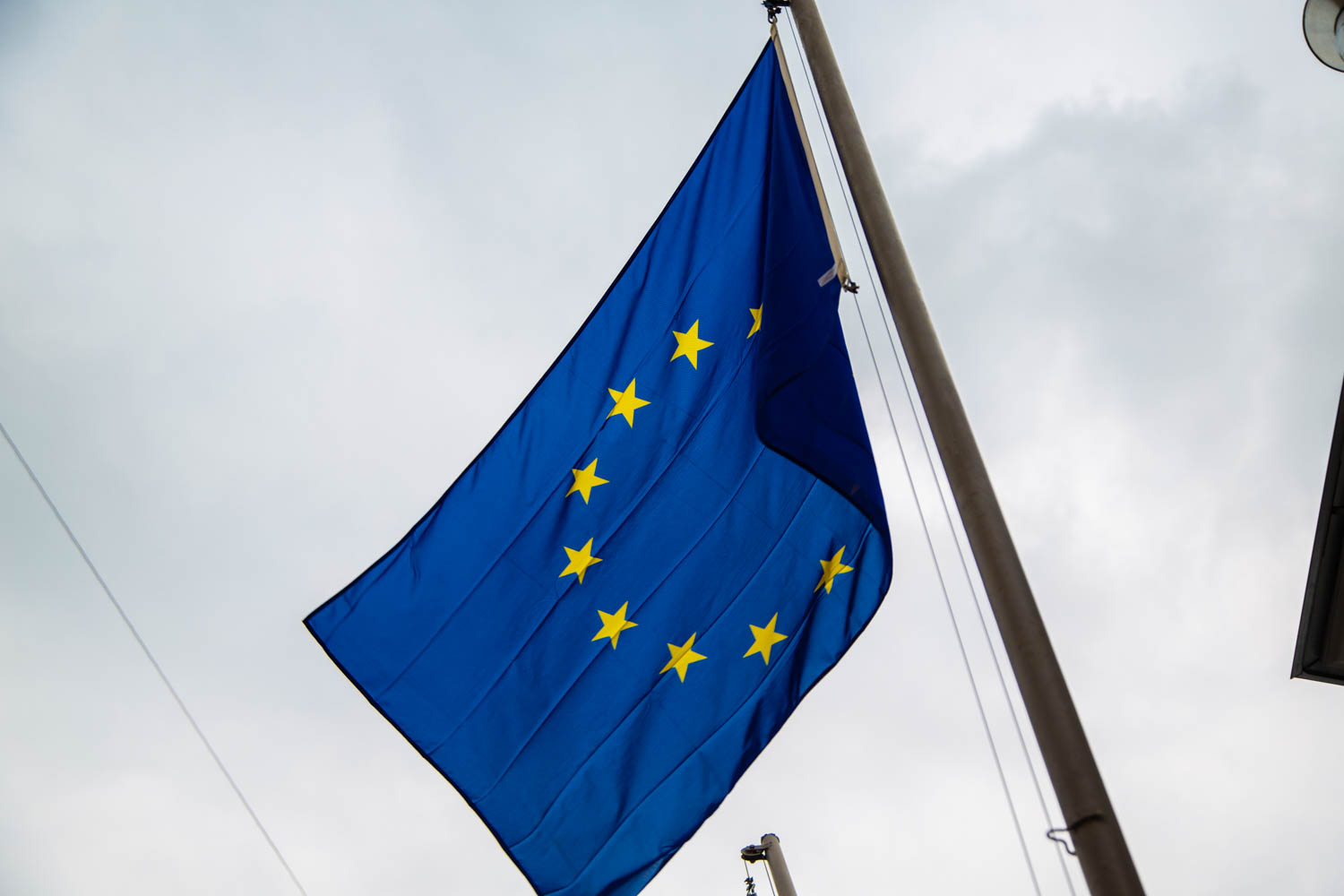 EU-Kommission ruft Mitgliedstaaten zu geringerem Gas- und Stromverbrauch auf