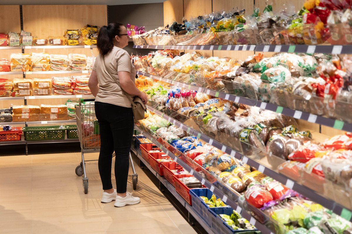 Lithuanian bread prices lag grain decline as processing costs limit pass-through