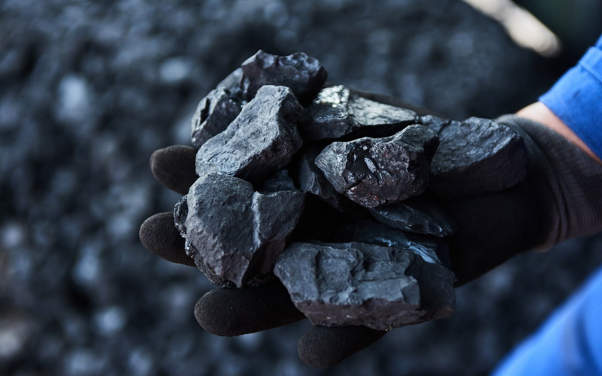 Polish hard coal mining raises productivity as workforce and costs decline