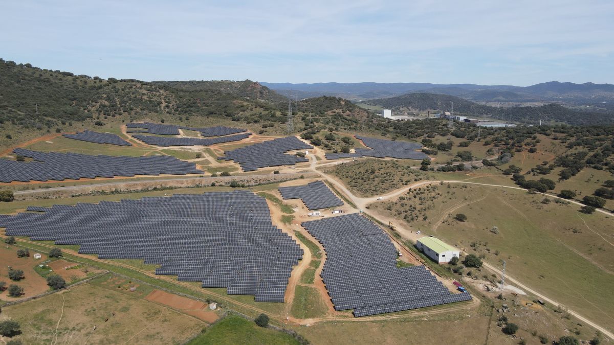 Alter Enersun suministrará 500 GWh solares al año al proyecto de hidrógeno Onuba de Moeve