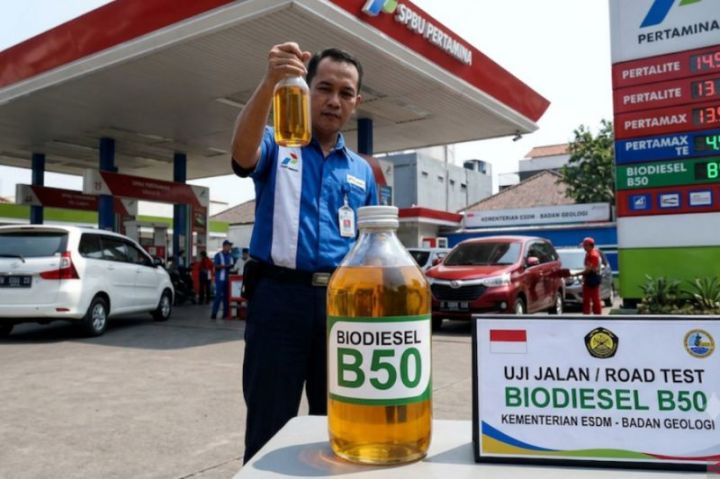 Indonesia busca eliminar las importaciones de diésel con el biodiésel B50