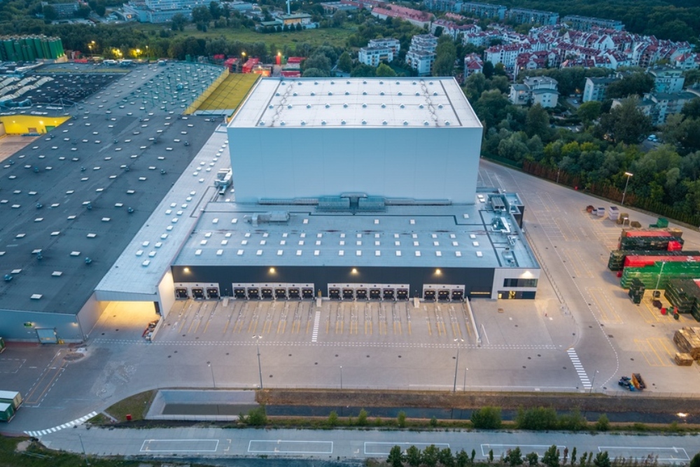 Kompania Piwowarska eröffnet automatisiertes Lager für 230 Millionen Złoty in Poznań