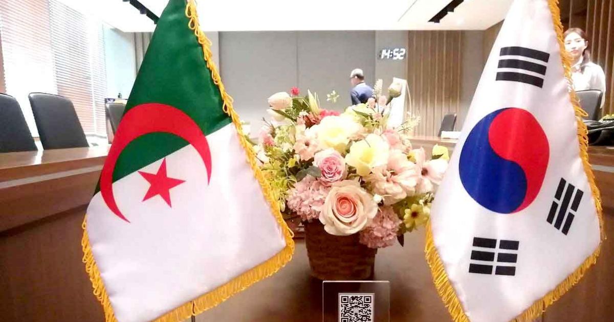 Corea del Sur y Argelia impulsan proyectos de camarón y patata en el Sáhara